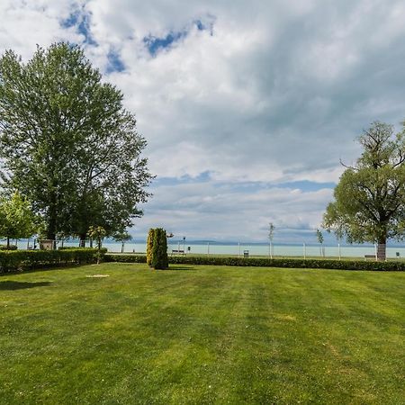 Myflat Golden Coast Panorama Apartment Шиофок Экстерьер фото