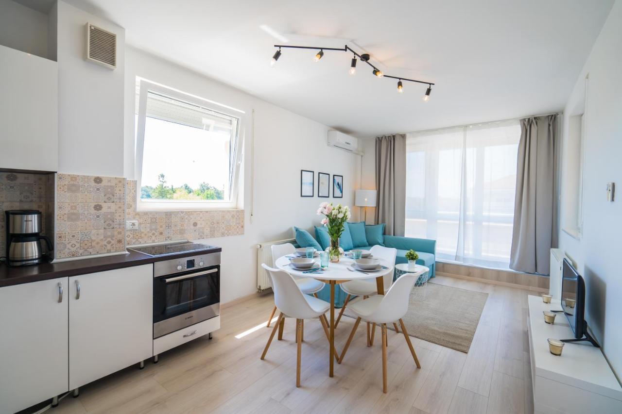 Myflat Golden Coast Panorama Apartment Шиофок Экстерьер фото