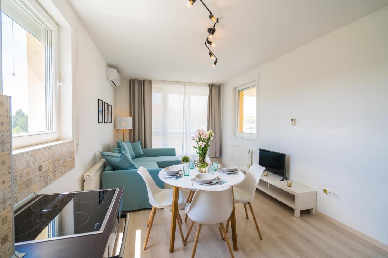 Myflat Golden Coast Panorama Apartment Шиофок Экстерьер фото