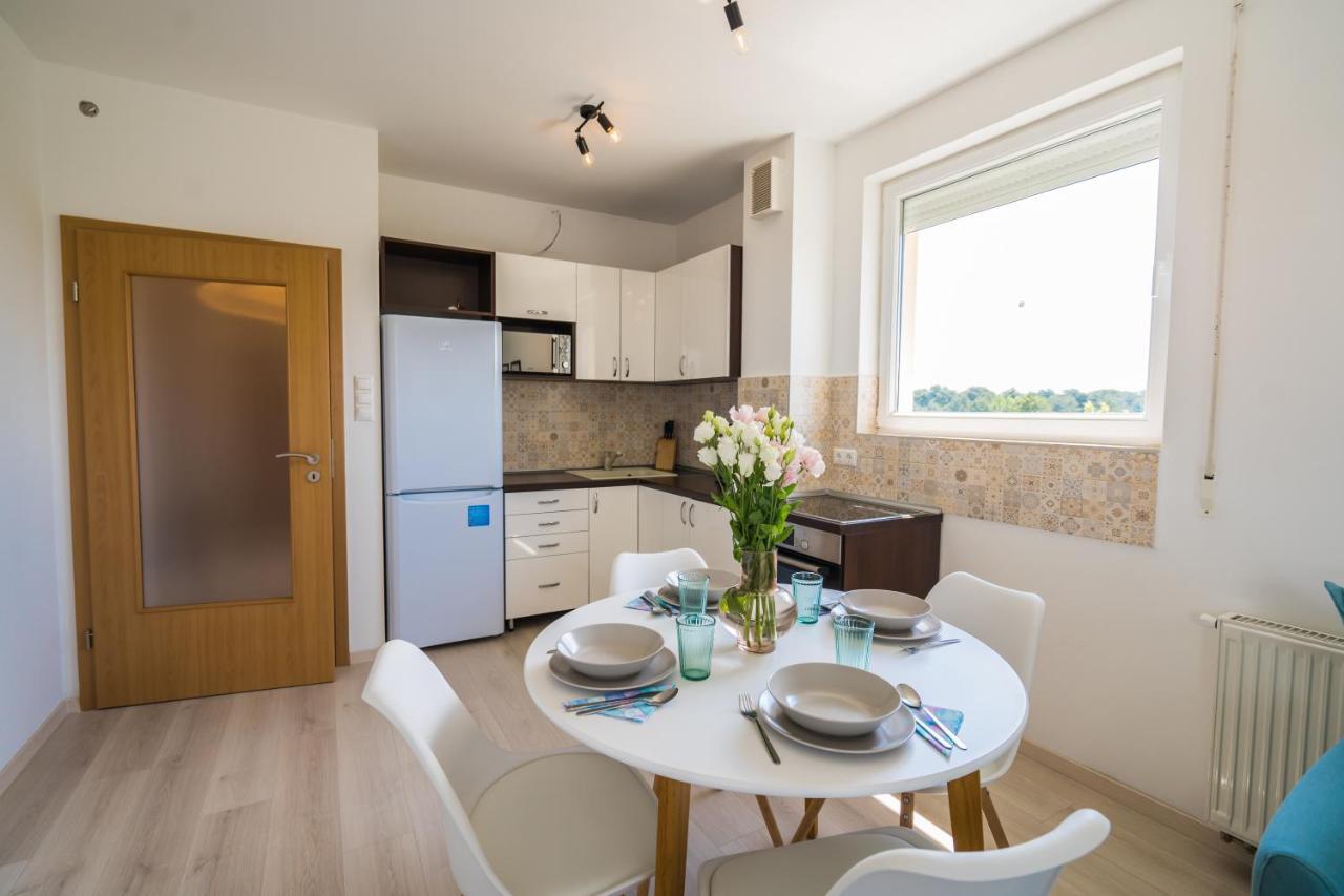 Myflat Golden Coast Panorama Apartment Шиофок Экстерьер фото