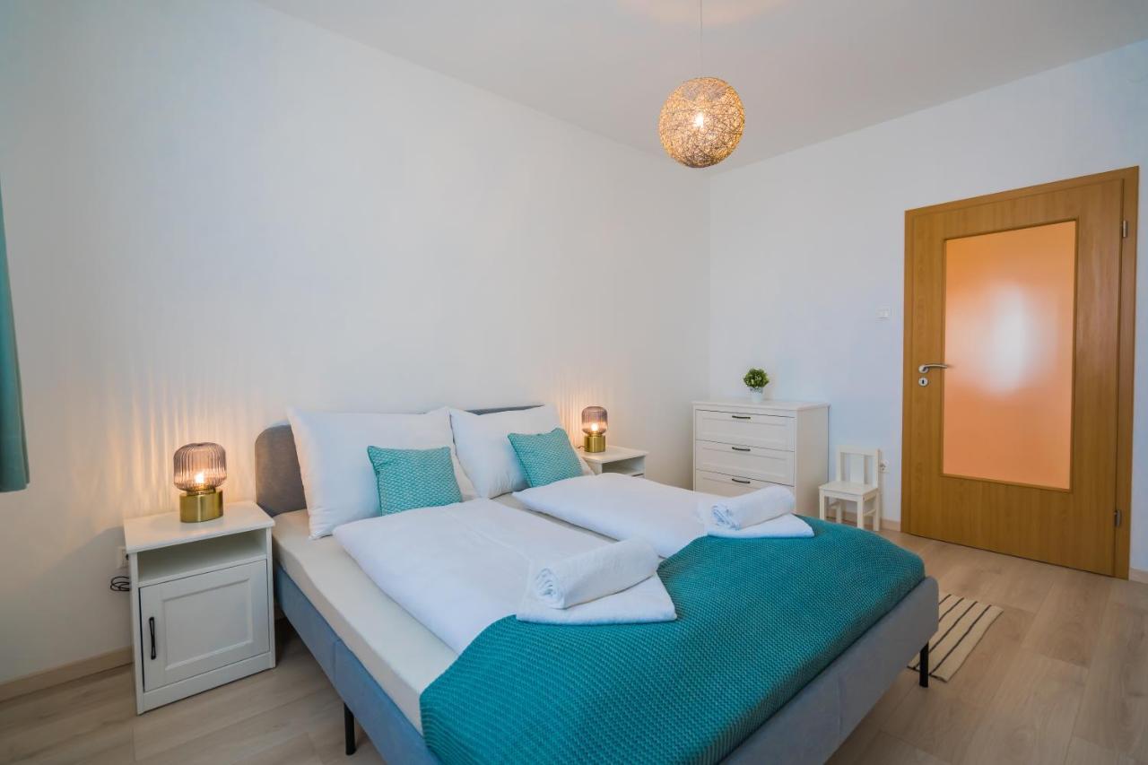 Myflat Golden Coast Panorama Apartment Шиофок Экстерьер фото